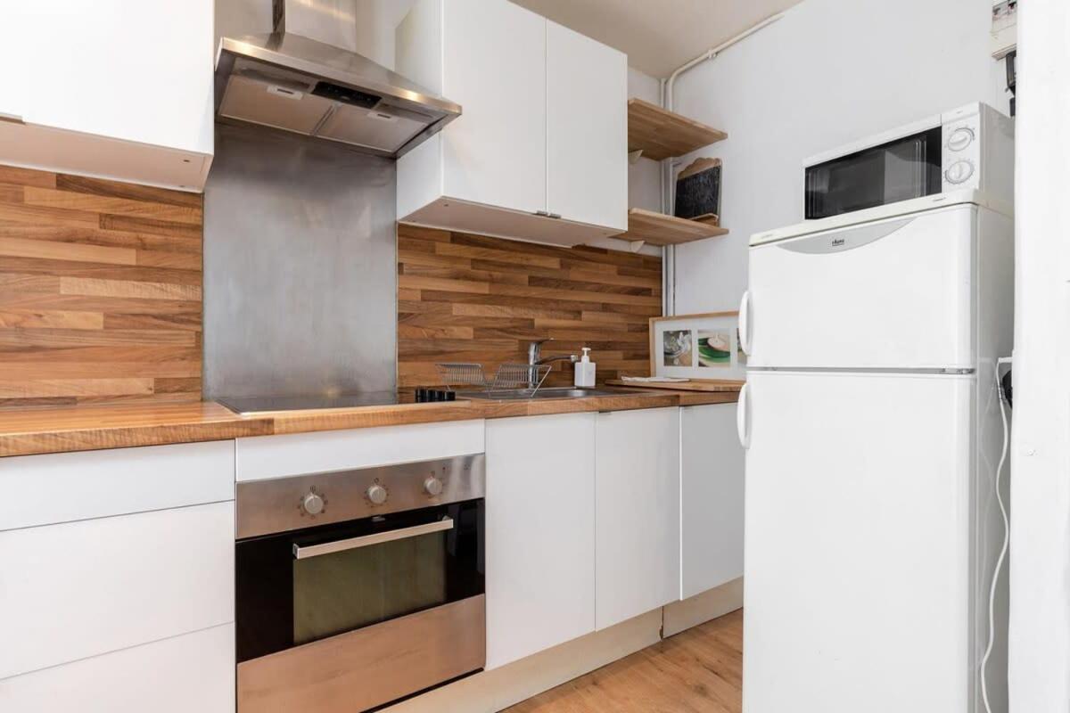 Avenue De Mars 2Br Daire Paris Dış mekan fotoğraf
